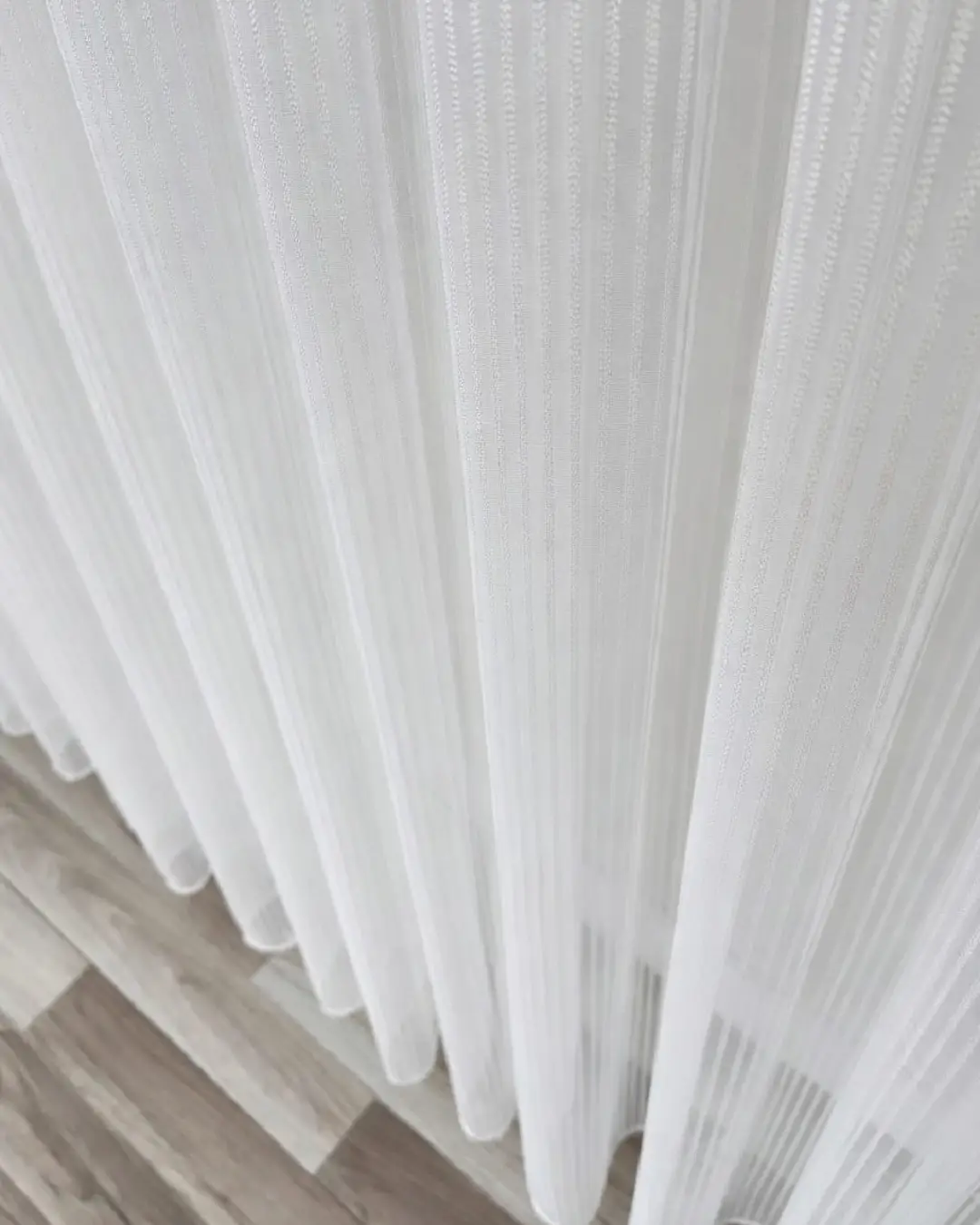 Çizgili tül perde – tüm mekanlarınıza uygun – Özel Ölçü & pile seçenekli Çizgili tül perde – tüm mekanlarınıza uygun – Özel Ölçü & pile seçenekli