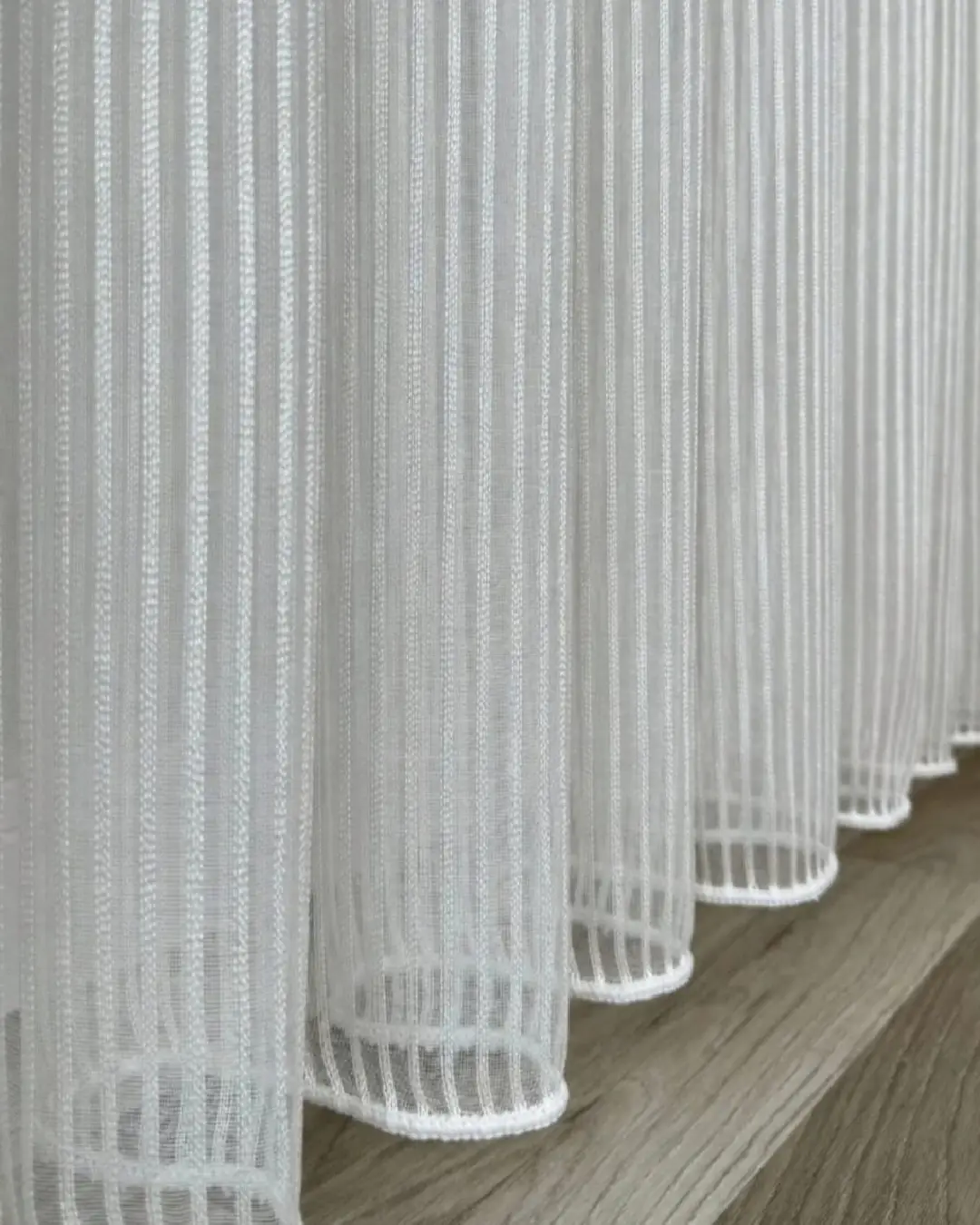 Çizgili tül perde – tüm mekanlarınıza uygun – Özel Ölçü & pile seçenekli Çizgili tül perde – tüm mekanlarınıza uygun – Özel Ölçü & pile seçenekli